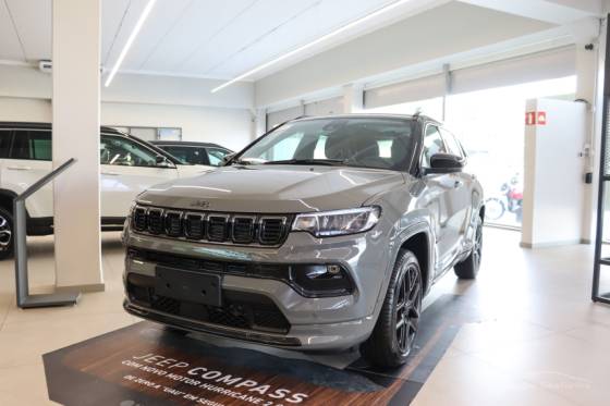 JEEP COMPASS 2.0 HURRICANE 4 TURBO GASOLINA BLACKHAWK AT9